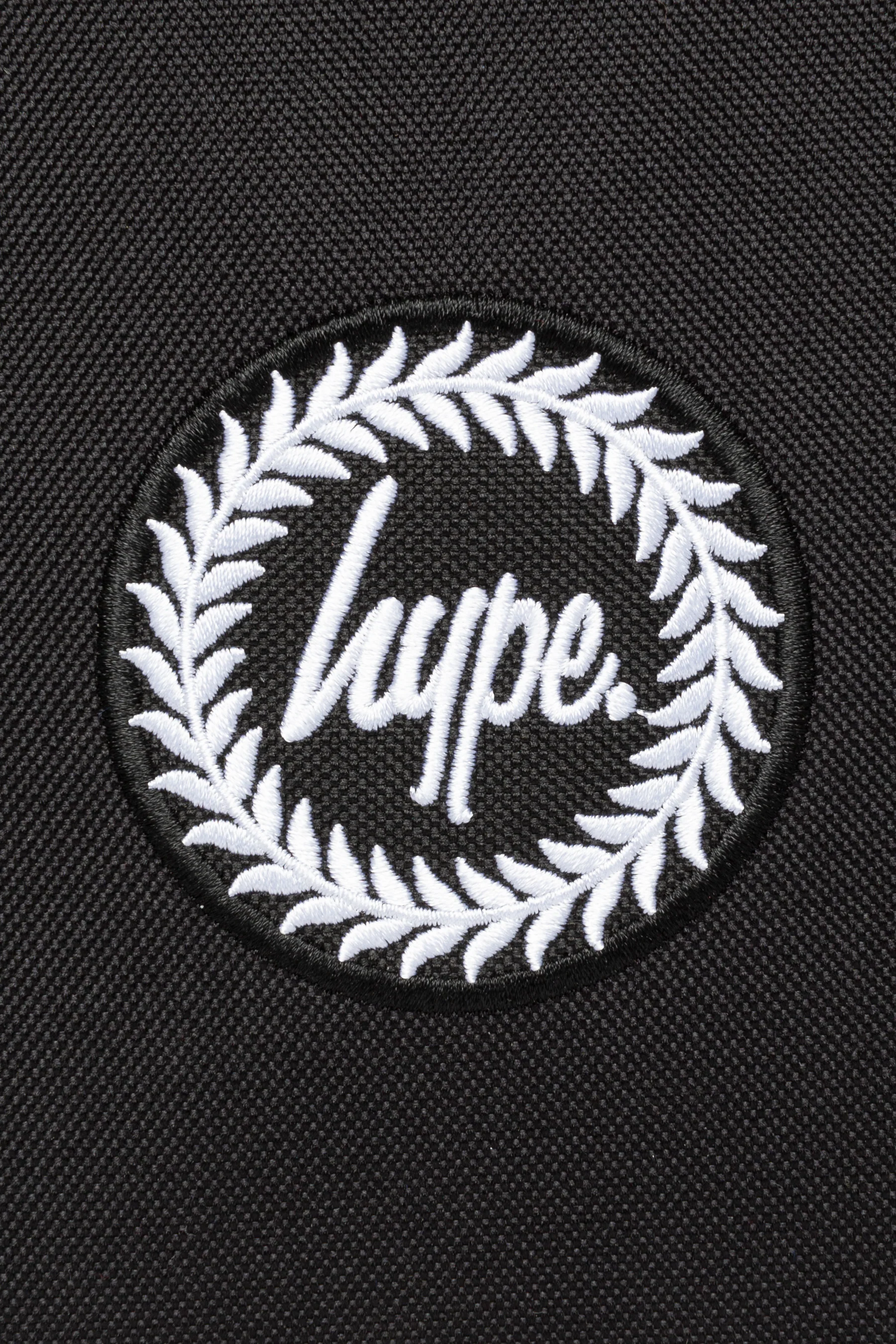 Hype Unisex Black Lunch Bag - Image 4